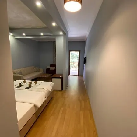 Hotel Suemela *